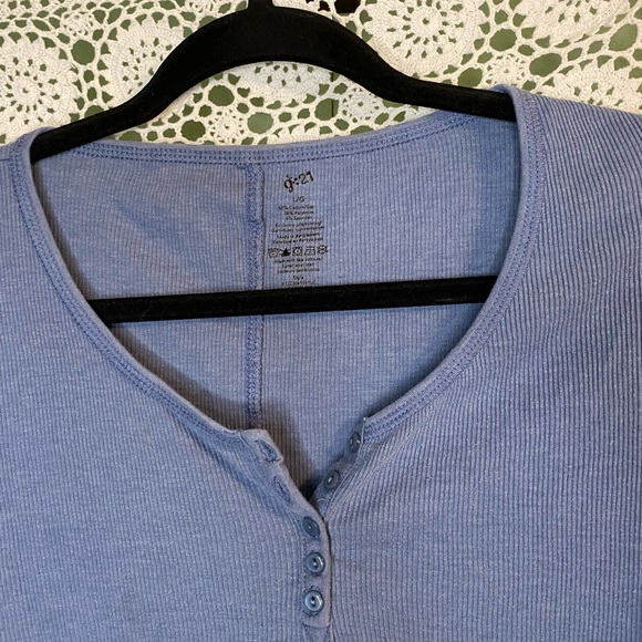 G21 Long Sleeve - Picture 7 of 8